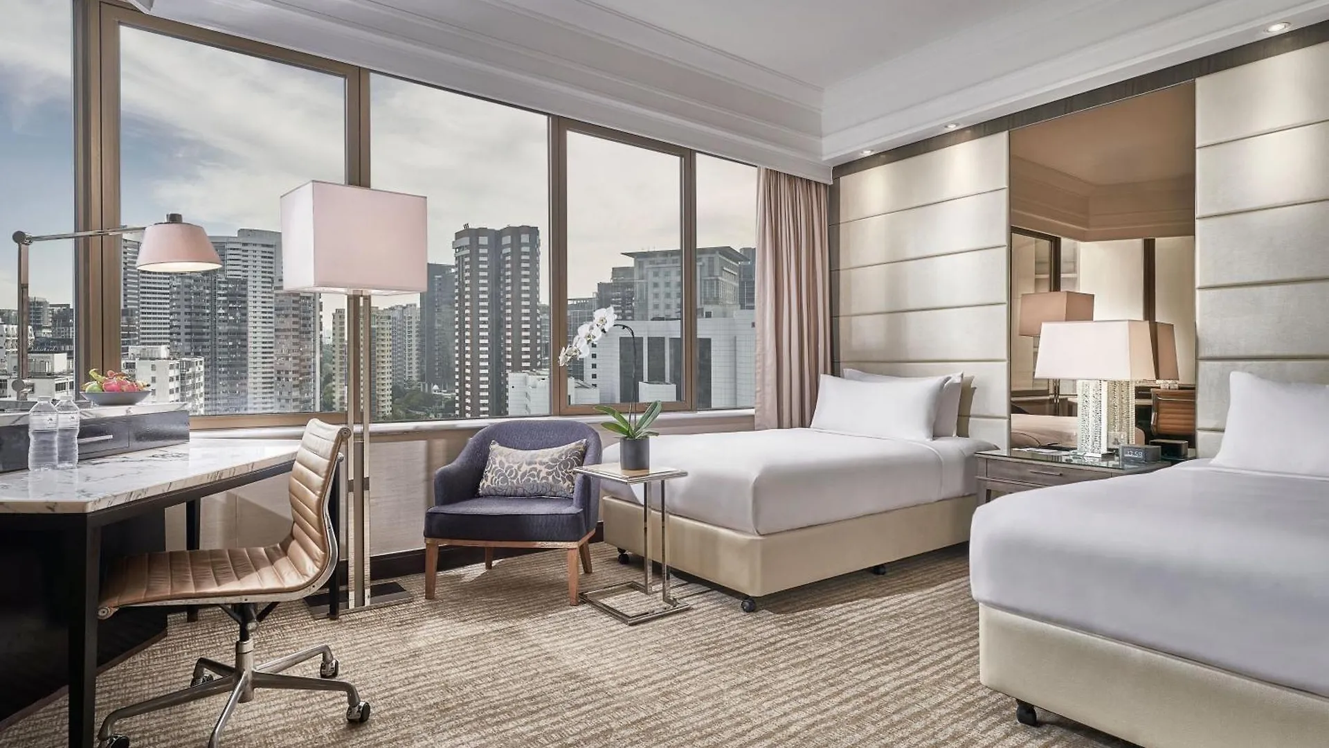 Singapore Marriott Tang Plaza Hotel